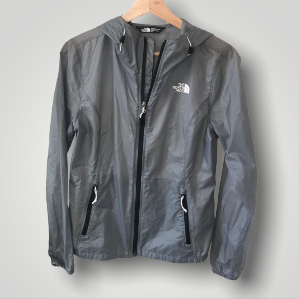 The North Face • Women’s Lightweight Wind Breaker ‘WindWall’ Size Small